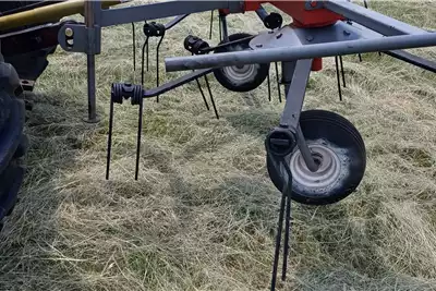 VIRAKS Haymaking and silage Tedders 2 tol spinner tedder for sale by Sturgess Agriculture | AgriMag Marketplace