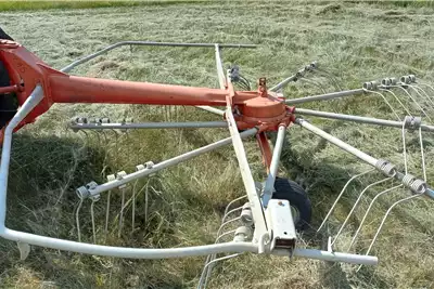 Kuhn Haymaking and silage Rakes Kuhn Kraghark / power rake pto for sale by Sturgess Agriculture | AgriMag Marketplace