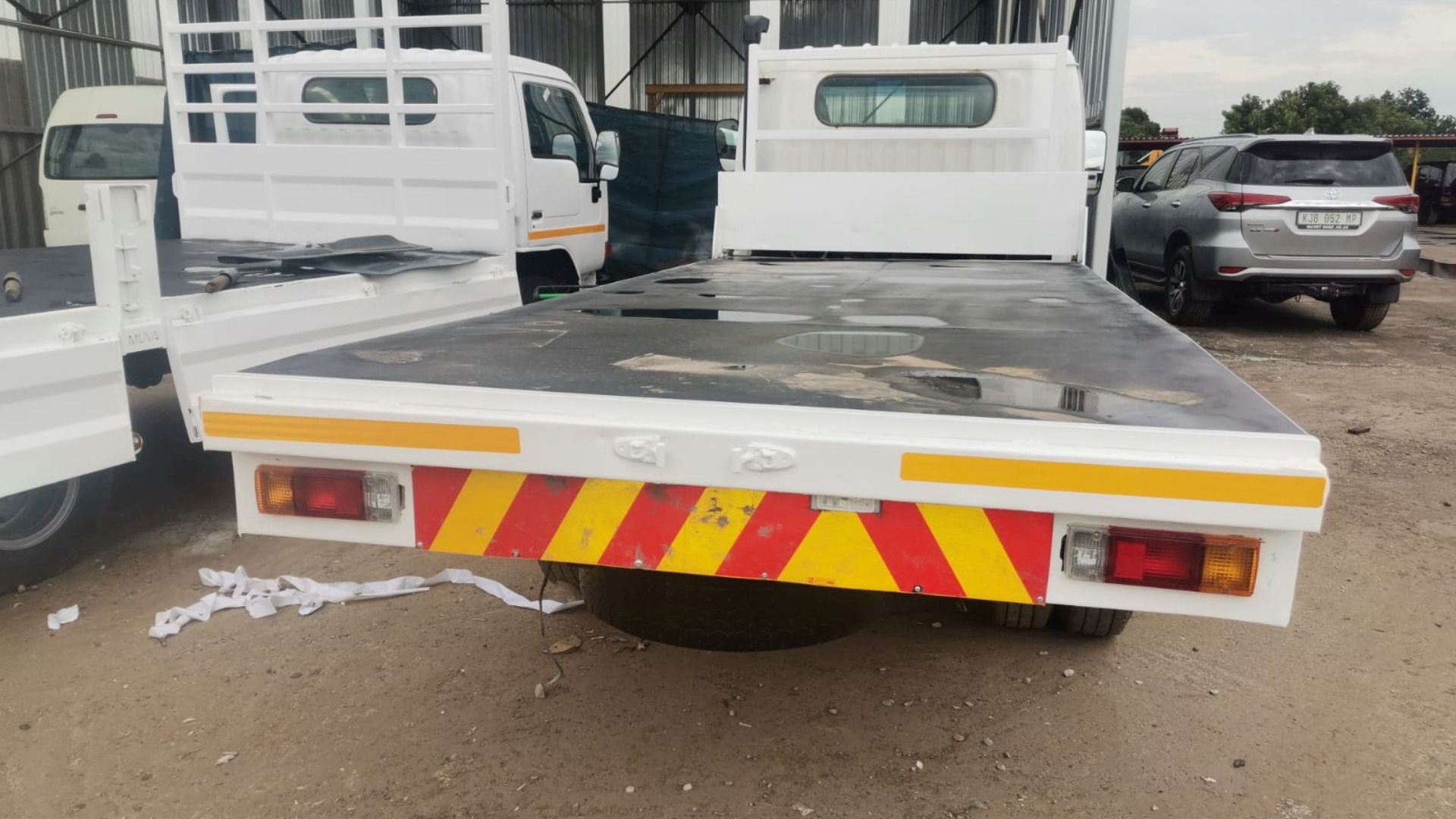 UD Flatbed trucks CABSTAR UD 35 2005 for sale by MT Car and Truck Auctioneers | Truck & Trailer Marketplace