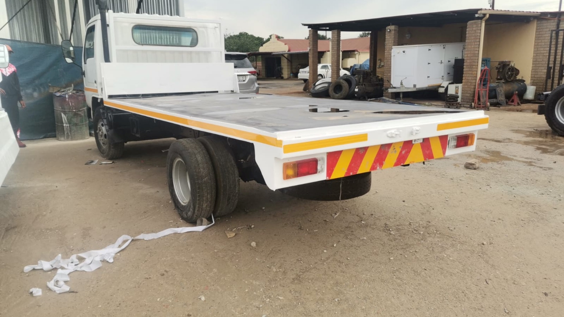 UD Flatbed trucks CABSTAR UD 35 2005 for sale by MT Car and Truck Auctioneers | Truck & Trailer Marketplace