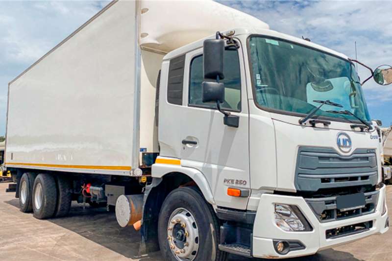 UD Box trucks Croner PKE 250 6×2 15 Ton Box Truck 2018