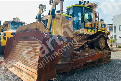 Caterpillar Dozers CAT D9T DOZER 2013 for sale by EARTHCOMP | Truck & Trailer Marketplace