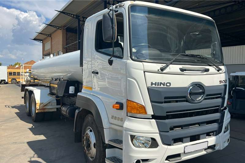 Hino Water bowser trucks 500 2836 (DU5) F/C 14000L Water Tanker 2019
