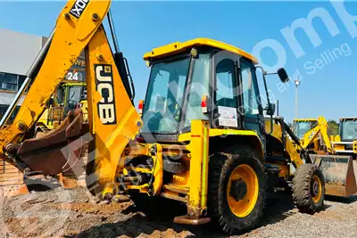 JCB TLBs JCB 3DX 4 X 4 TLB 2018 for sale by EARTHCOMP | Truck & Trailer Marketplace