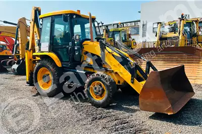 JCB TLBs JCB 3DX 4 X 4 TLB 2018 for sale by EARTHCOMP | AgriMag Marketplace