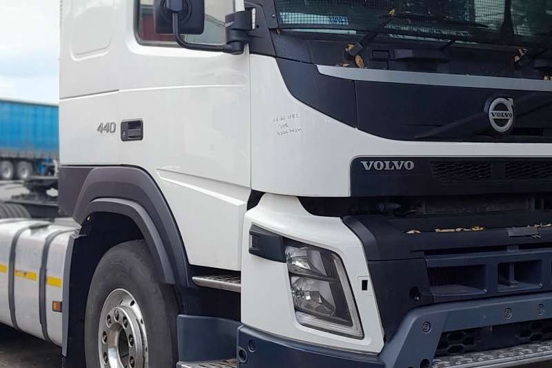 Volvo Truck tractors Double axle FMX(4) 440 6×4  SLEEP 2018