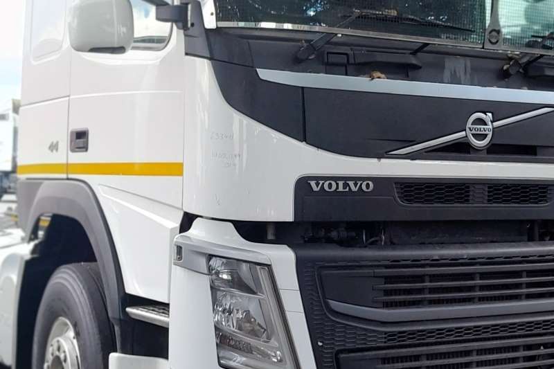 Volvo Truck tractors Double axle FMX(4) 440 6×4  SLEEP 2019
