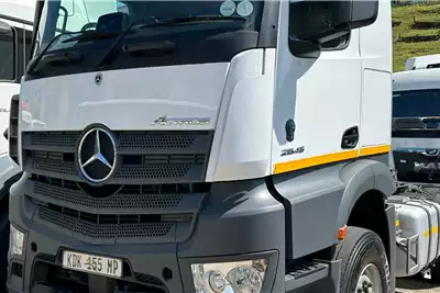 Truck Tractors Mercedes Benz 2645 2020