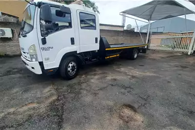 Isuzu Rollback trucks ISUZU 750 amt Crew Cab 8 ton rollback 2017 for sale by FAW Newlands   | Truck & Trailer Marketplace