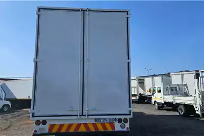 Hino Box trucks HINO 500 15 257 CLOSED BODY 2007 for sale by Motordeal Truck and Commercial | AgriMag Marketplace