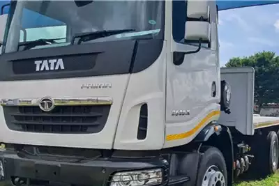 Tata Flatbed trucks Prima   14 ton   double diff   crane 2024 for sale by TSHWANE TRUCKS AND AGRI | AgriMag Marketplace