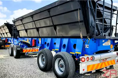 Trailers AFRIT 40 CUBE SIDE TIPPER 2016