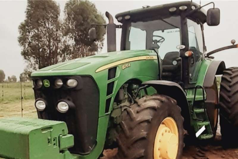 John Deere Tractors 8270R 2011 for sale by Afgri Equipment | Truck & Trailer Marketplace