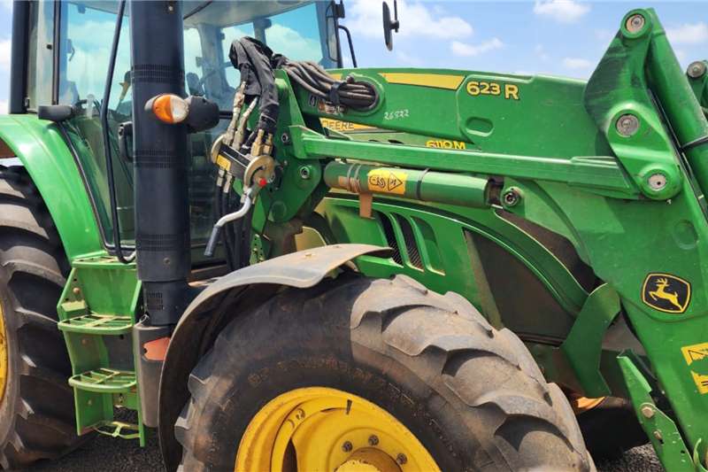 John Deere Tractors 6110M with Cab 2020 for sale by Afgri Equipment | AgriMag Marketplace