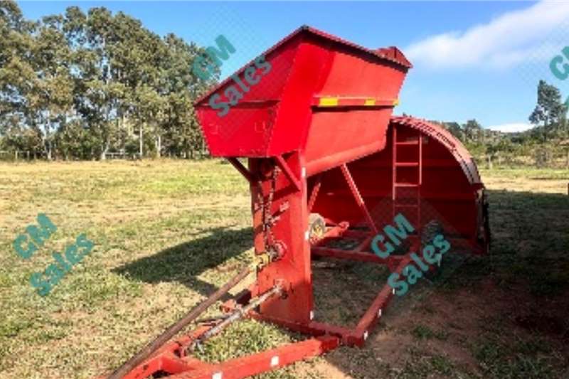 Agricultural trailers GRAIN BAGGER (12F) R60, 000 excl