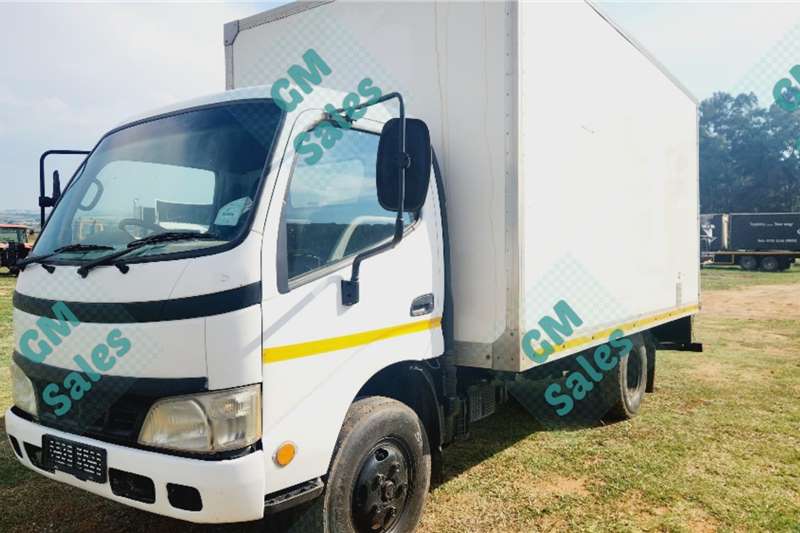 [make] Box trucks in South Africa on Truck & Trailer Marketplace