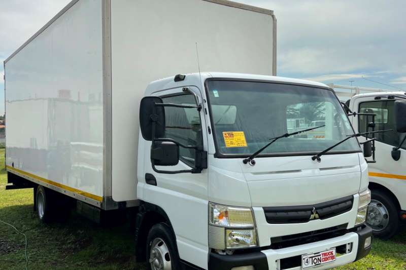 [condition] Box trucks in [region] on Truck & Trailer Marketplace
