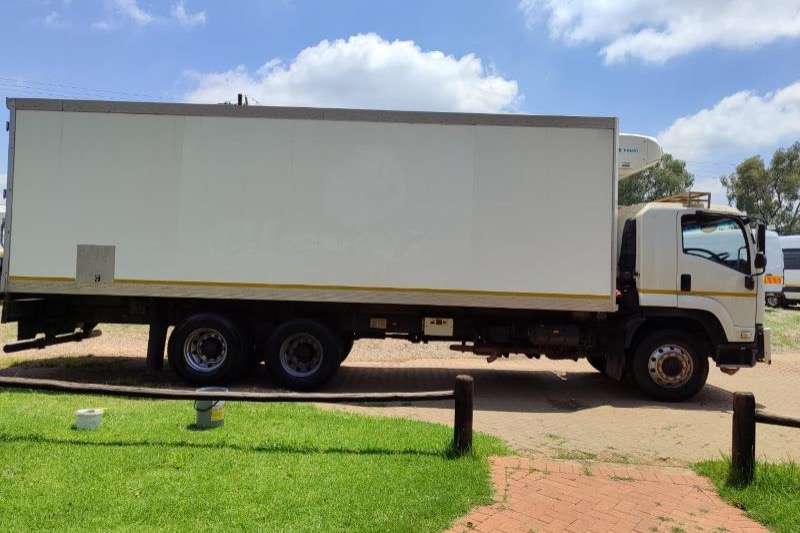 Isuzu Box trucks FVZ 1400   14 TON 2014