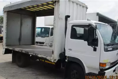 Nissan Curtain side trucks NISSAN UD 35 CURTAIN SIDE 2010 for sale by Isando Truck and Trailer | AgriMag Marketplace