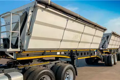 Afrit Trailers Interlink Sidetipper 45m3 Link Trailer 2017 for sale by Impala Truck Sales | Truck & Trailer Marketplace