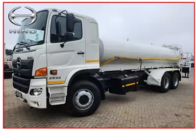 Hino Water bowser trucks 500 2836 10 000L Water Tanker 2017 for sale by Hino Isando | AgriMag Marketplace
