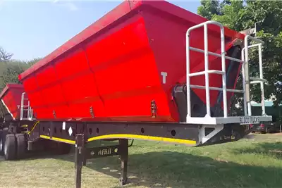 Afrit Trailers SIDE TIPPER LINK 2017 for sale by Bidco Trucks Pty Ltd | AgriMag Marketplace