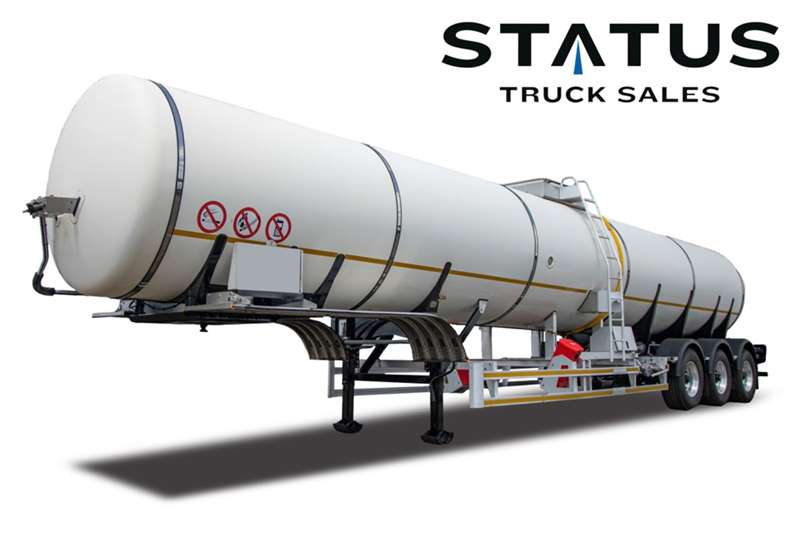 Trailers Stainless steel trailer GRW 304 Stainlessteel Tri Axle Cladded HFO Tanker 2019