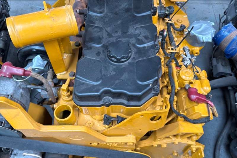 Caterpillar Engines Complete engines C9 for sale by Sterling Trucks | Truck & Trailer Marketplace