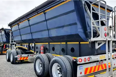 Afrit Trailers Side tipper VARIOUS 2019 AFRIT 45 CUBE SIDE TIPPERS 2019 for sale by ZA Trucks and Trailers Sales | AgriMag Marketplace