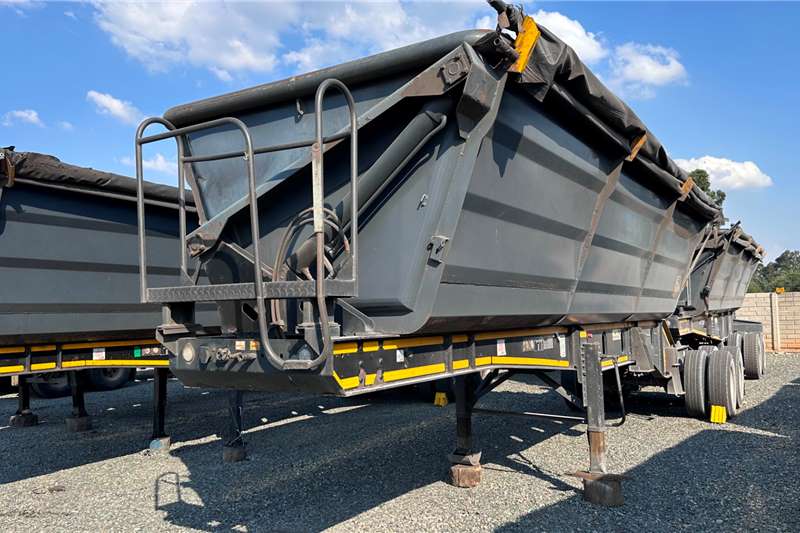 Leader Trailer Bodies Trailers Side tipper 40 Cubes 2019