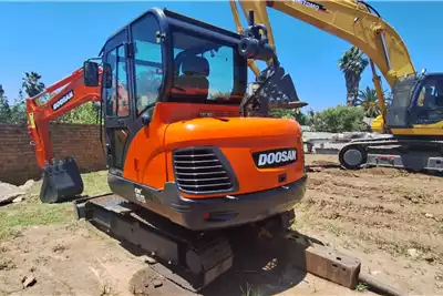 Doosan Excavators DX55 (5 ton) Mini 2011 for sale by Armour Plant Sales | AgriMag Marketplace