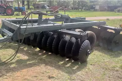 Other Tillage equipment Disc harrows G C Tillage 34 disc   Hydraulic disc harrow for sale by FD Sturgess | AgriMag Marketplace