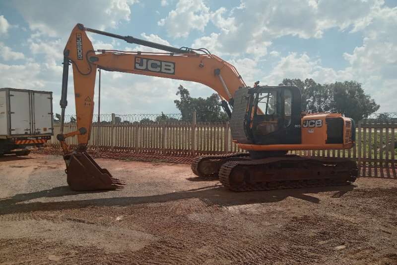 Excavators in South Africa on AgriMag Marketplace