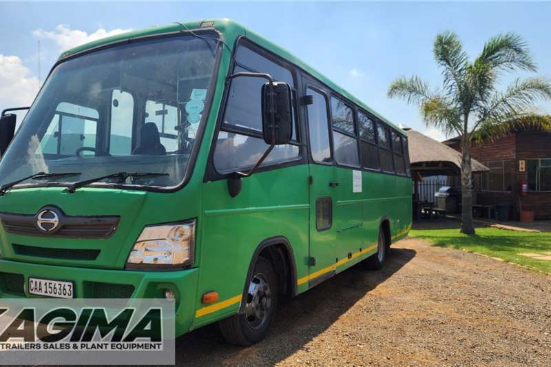 Hino Buses 38 seater 300 Busmark 2000 2015