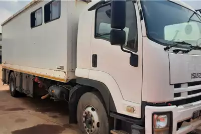 Isuzu Other trucks 850 M&P Service/Crew Body   NON RUNNER for sale by Power Truck And Plant Sales | Truck & Trailer Marketplace