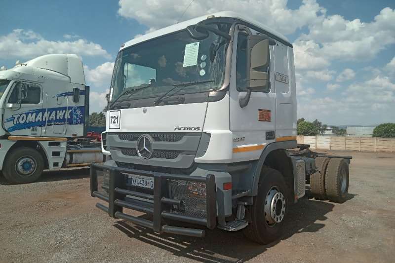 Mercedes Benz Truck tractors Single axle Actros 2036  4x2 with Hydraulics 2010