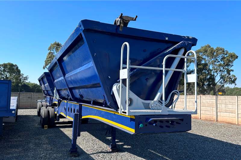 Afrit Trailers Side tipper 45 Cube 2011