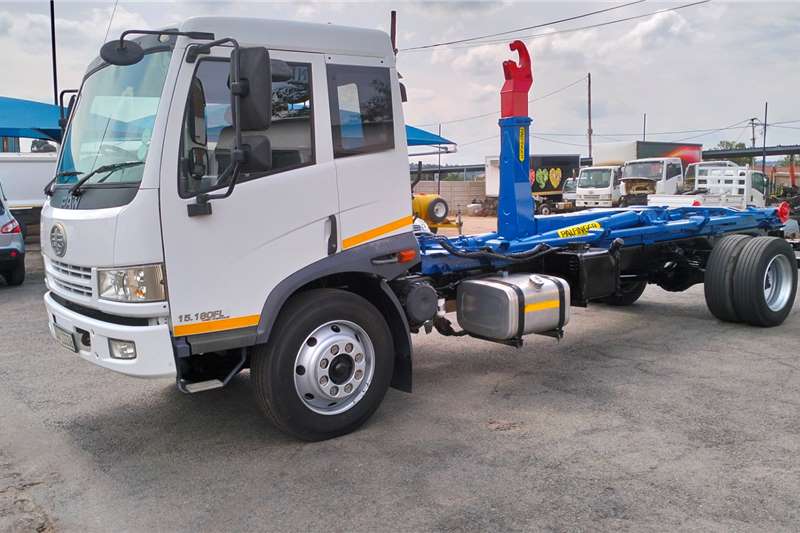 Hooklift trucks in [region] on AgriMag Marketplace