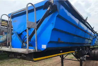 SA Truck Bodies Trailers Side tipper 45m3 Side Tipper Inter Link 2019 for sale by Trailstar | Truck & Trailer Marketplace