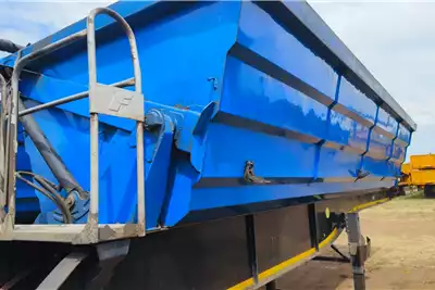 SA Truck Bodies Trailers Side tipper 45m3 Side Tipper Inter Link 2019 for sale by Trailstar | Truck & Trailer Marketplace