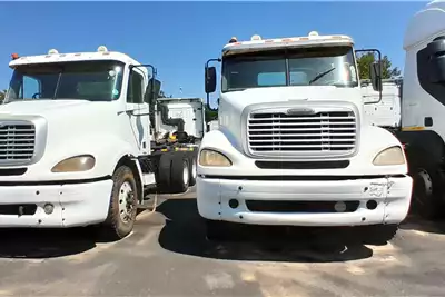 Freightliner Truck tractors Double axle COLUMBIA 112 34 2008 for sale by Tommys Truck Sales | AgriMag Marketplace