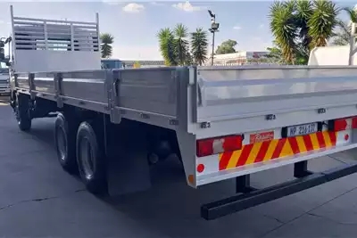 UD Flatbed trucks Quester CWE 330 (E24) F/C F/D 2017 for sale by McCormack Truck Centre | AgriMag Marketplace