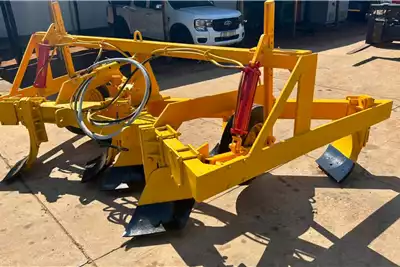 Tillage equipment Ploughs 8 Furrow Construction Mixing Plough for sale by Dirtworx | AgriMag Marketplace