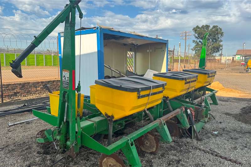Planting and seeding equipment in South Africa on AgriMag Marketplace