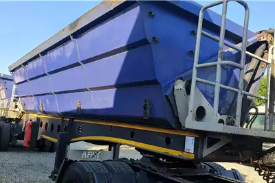 Afrit Trailers Side tipper AFRIT 40 CUBE SIDE TIPPER TRAILER 2019 for sale by ZA Trucks and Trailers Sales | Truck & Trailer Marketplace