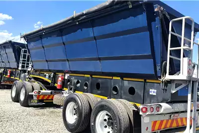 Afrit Trailers Side tipper AFRIT 45 CUBE SIDE TIPPER TRAILER 2019 for sale by ZA Trucks and Trailers Sales | Truck & Trailer Marketplace