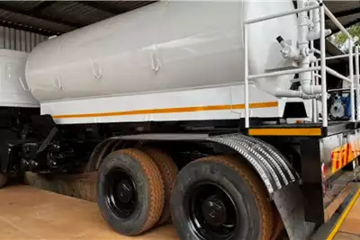 Mercedes Benz Water bowser trucks Merc 3340 with  water tank stainless steel 2011 for sale by Waste Truck Repairs | Truck & Trailer Marketplace