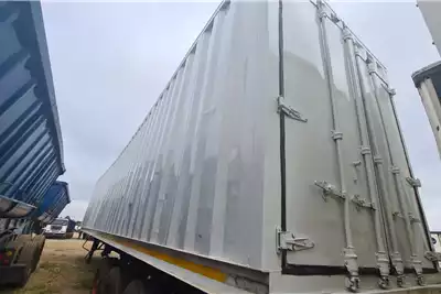 Other Agricultural trailers 3 Axle 2004 for sale by MRJ Transport cc | AgriMag Marketplace
