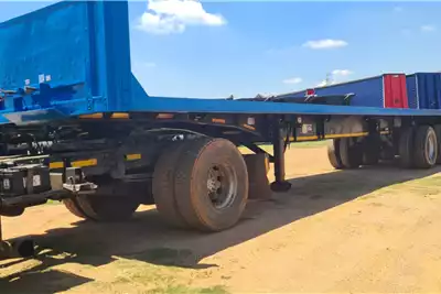 CTS Trailers Flat deck 3 Axle 2014 for sale by MRJ Transport cc | Truck & Trailer Marketplace
