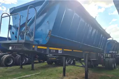 Other Agricultural trailers Tipper trailers 2 Axle 2015 for sale by MRJ Transport cc | Truck & Trailer Marketplace